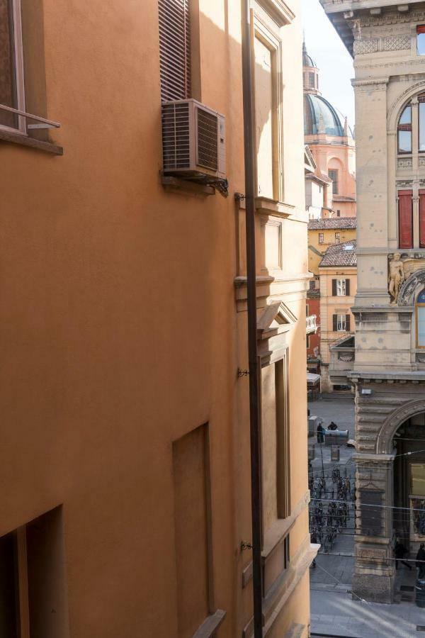 Bologna Elegance Apartment Екстериор снимка